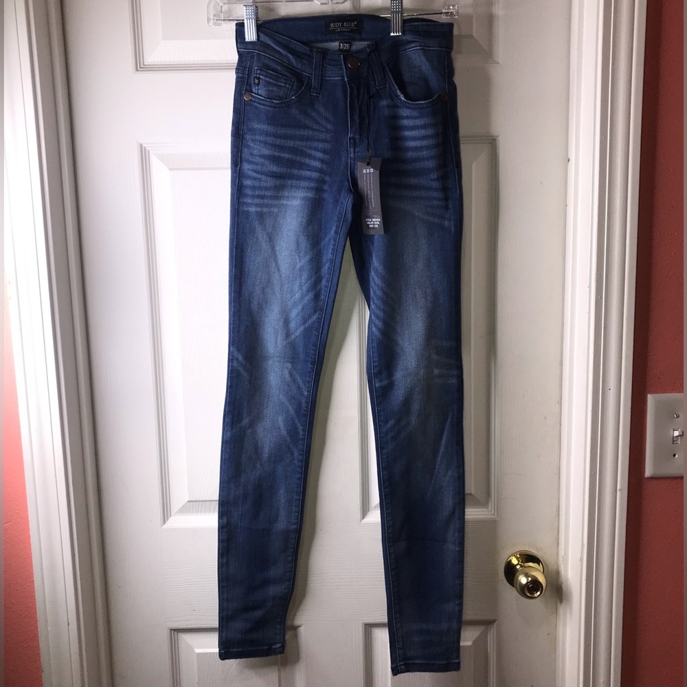 Judy Blue NWT Skinny Fit Dark Denim Jeans Size 3/26